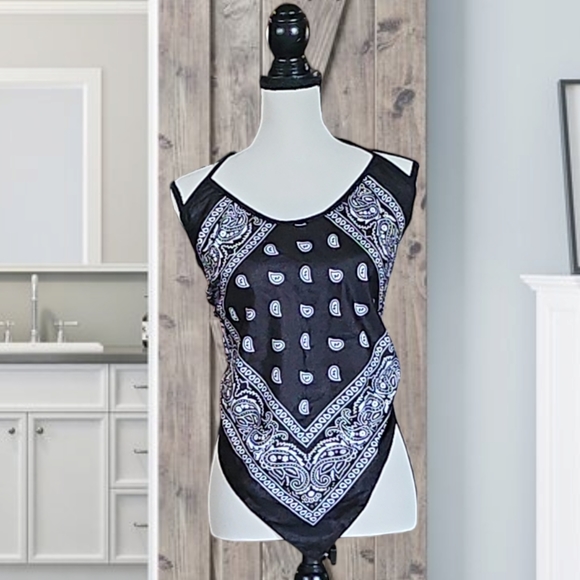 Trails Clothing Top - Picture 1 of 3